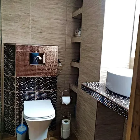 Deluxe